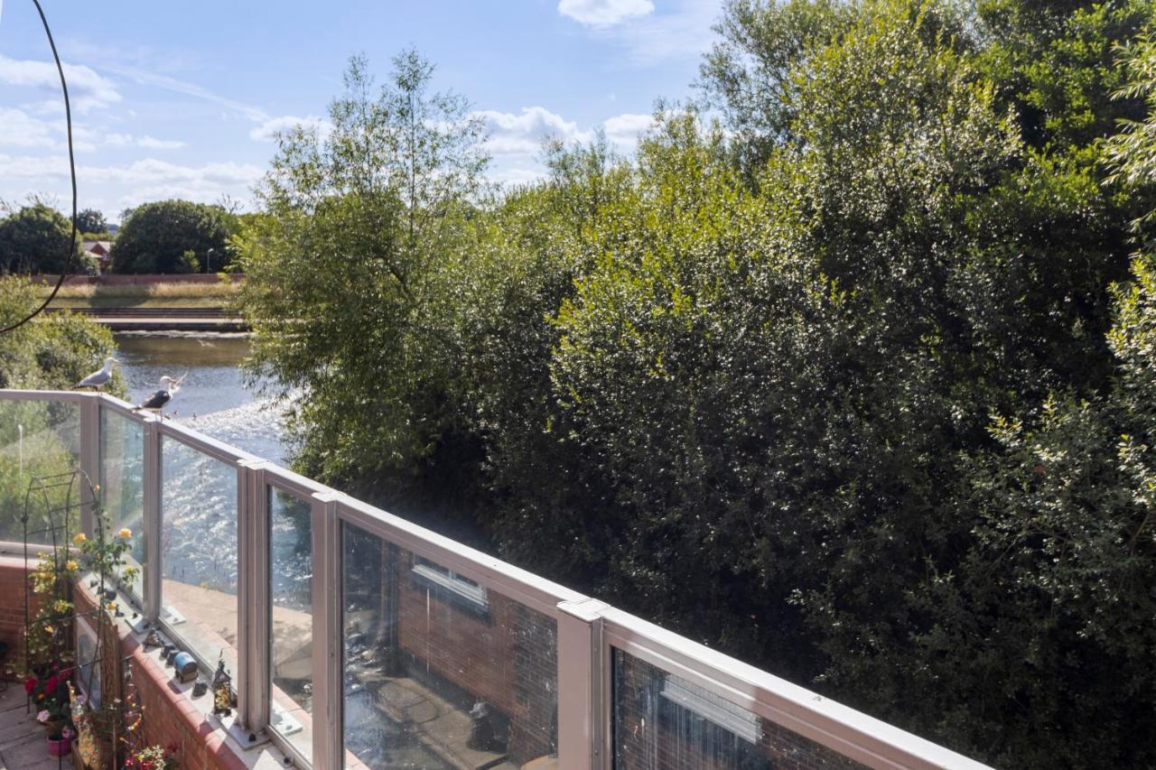 River Exe Cottage Waterfront Exeter Ngoại thất bức ảnh
